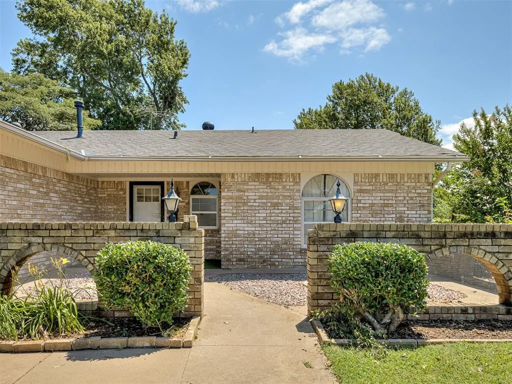Photo 3 — 4311 N Pottenger Avenue, Shawnee, OK 74804