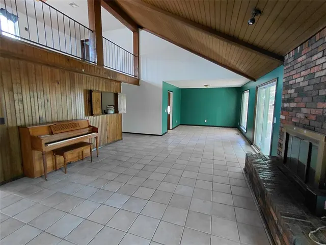 Photo 6 — 9105 Pebble Lane, Oklahoma City, OK 73132