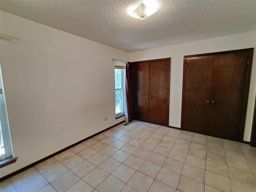 Photo 12 — 9105 Pebble Lane, Oklahoma City, OK 73132