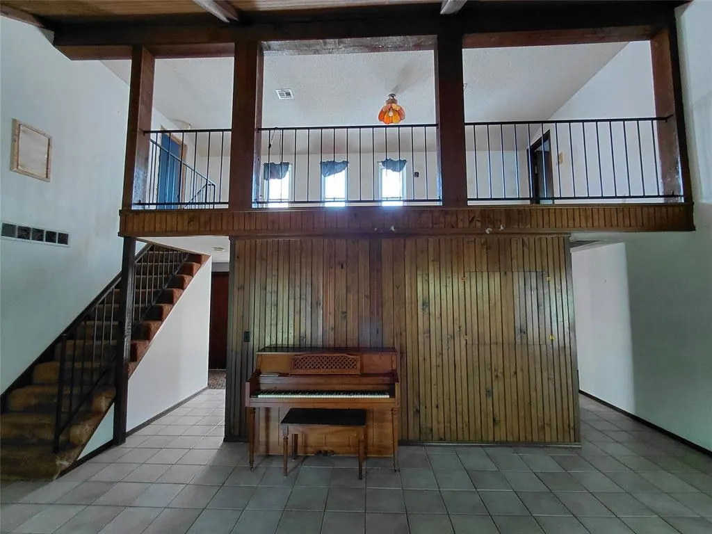 Photo 15 — 9105 Pebble Lane, Oklahoma City, OK 73132
