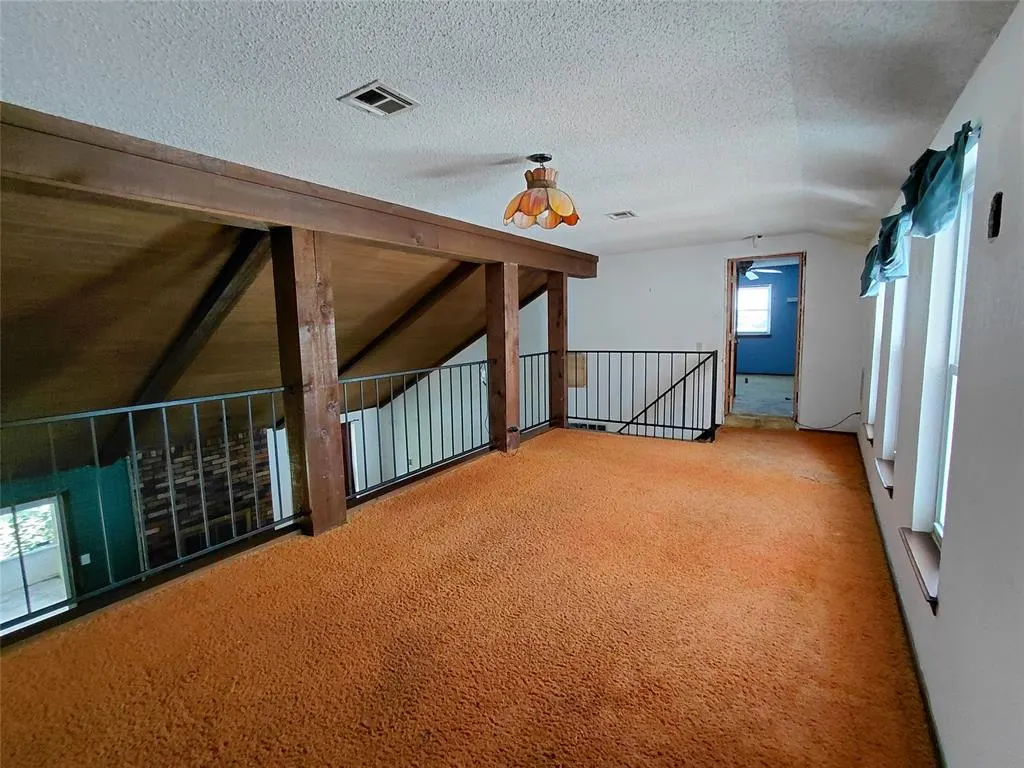 Photo 16 — 9105 Pebble Lane, Oklahoma City, OK 73132