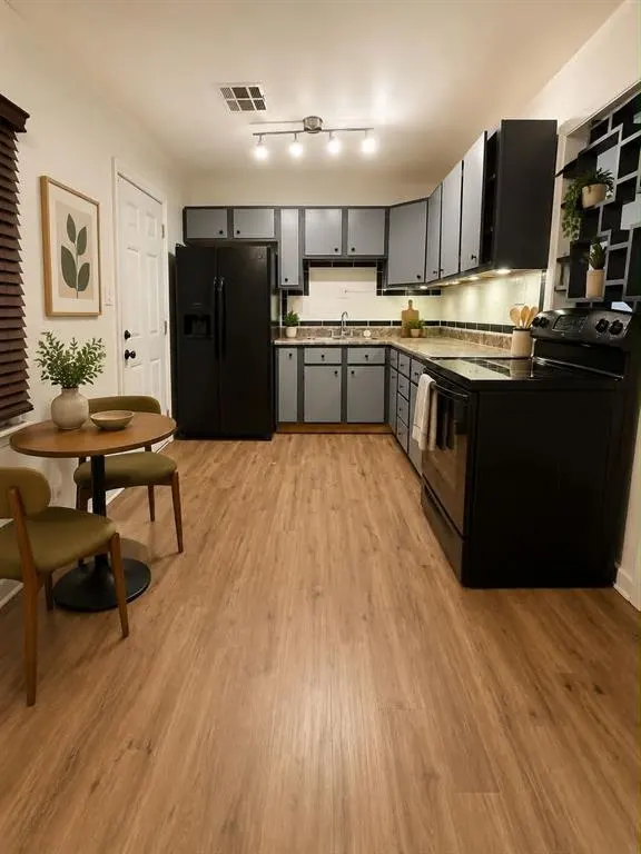 Photo 5 — 4209 NE 16th Terrace, Oklahoma City, OK 73121