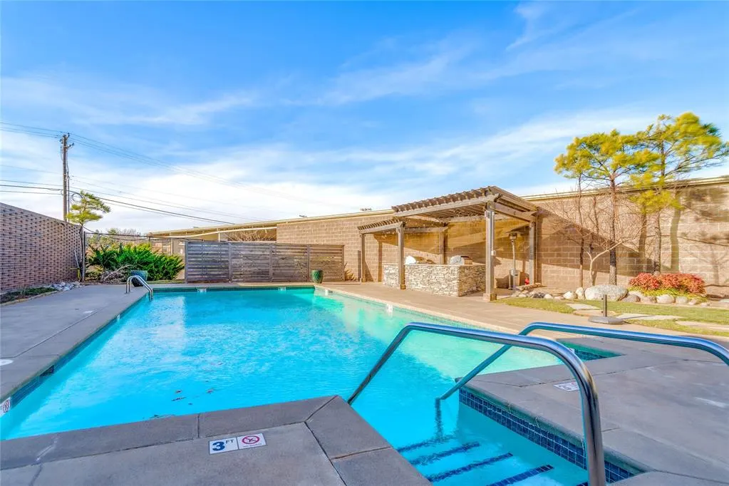 Photo 18 — 5900 Mosteller Drive 81, Oklahoma City, OK 73112
