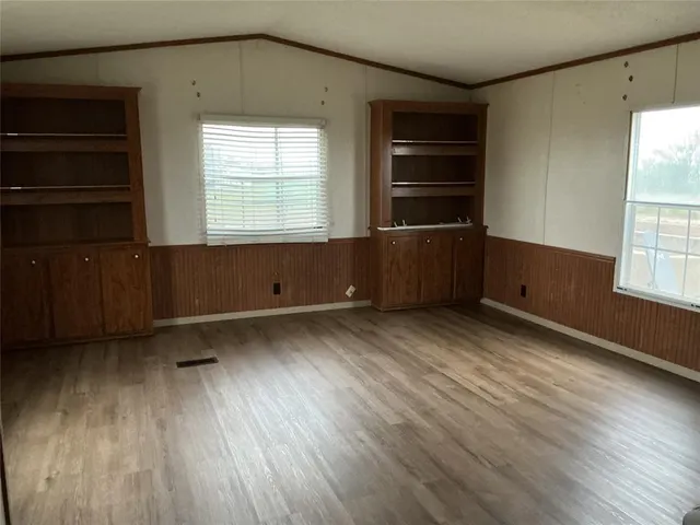 Photo 3 — 10830 N 2248 Road, Clinton, OK 73601