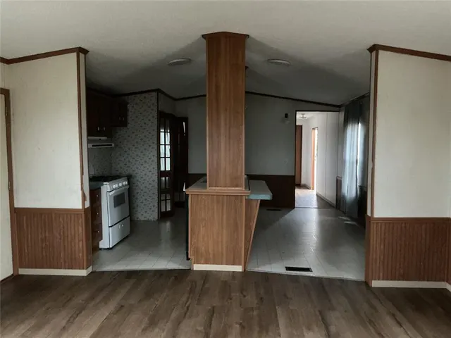 Photo 4 — 10830 N 2248 Road, Clinton, OK 73601