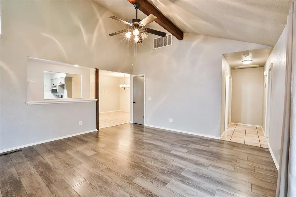 Photo 7 — 10119 Shadowridge Drive, Oklahoma City, OK 73159