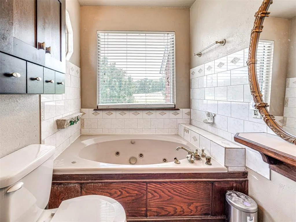 Photo 33 — 10864 E Colbert Road, Davis, OK 73030