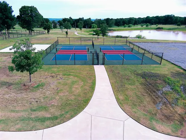 Photo 7 — 21 Patriot Pointe Road, Eufaula, OK 74432