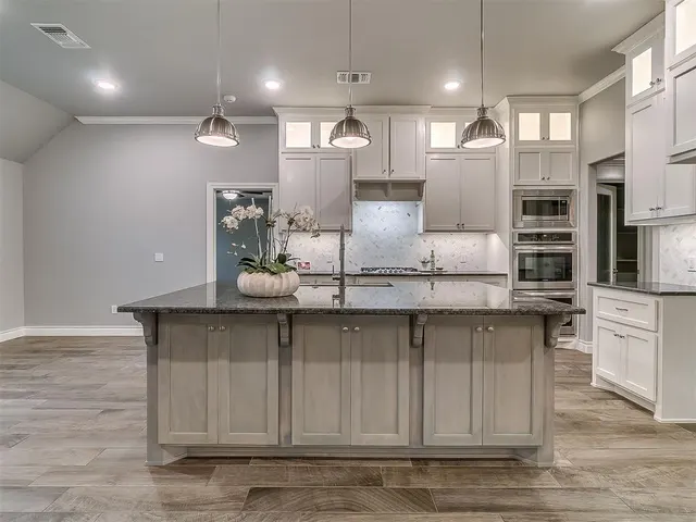 Photo 5 — 8808 NW 127th Street, Oklahoma City, OK 73142