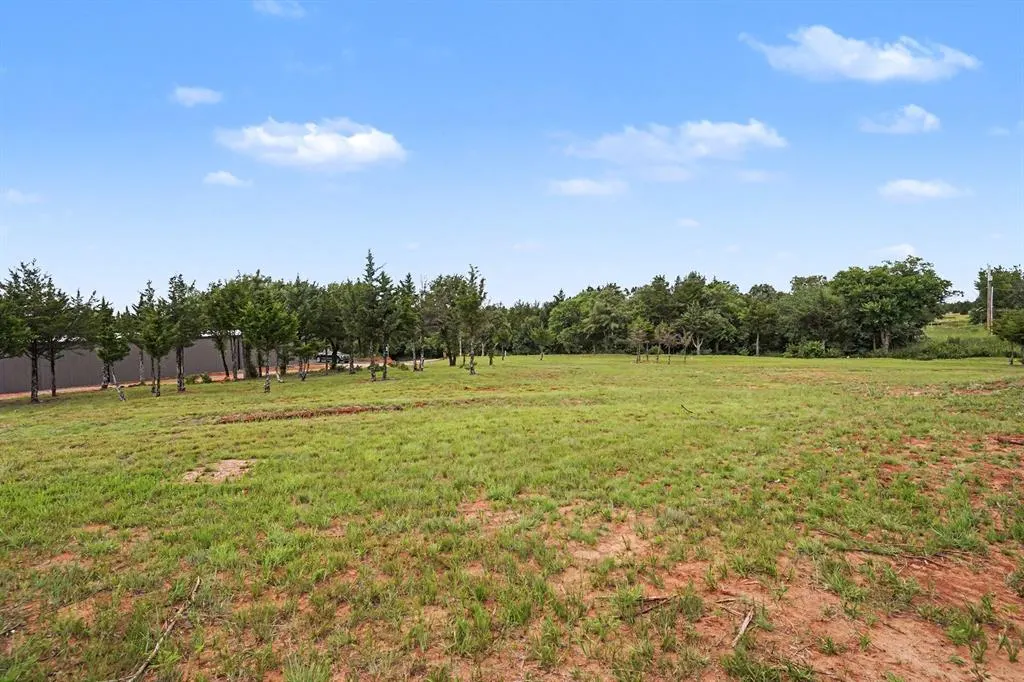 Photo 4 — W Forrest Hills Road, Guthrie, OK 73044