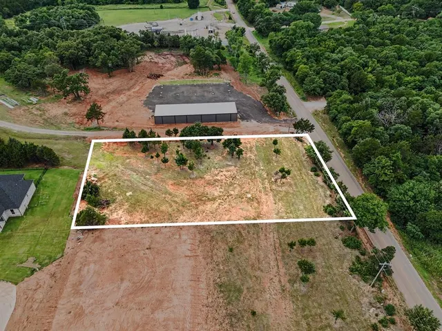 Photo 5 — W Forrest Hills Road, Guthrie, OK 73044