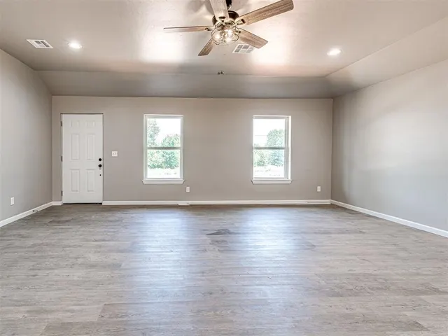 Photo 4 — 2205 County St 2980,, Blanchard, OK 73010