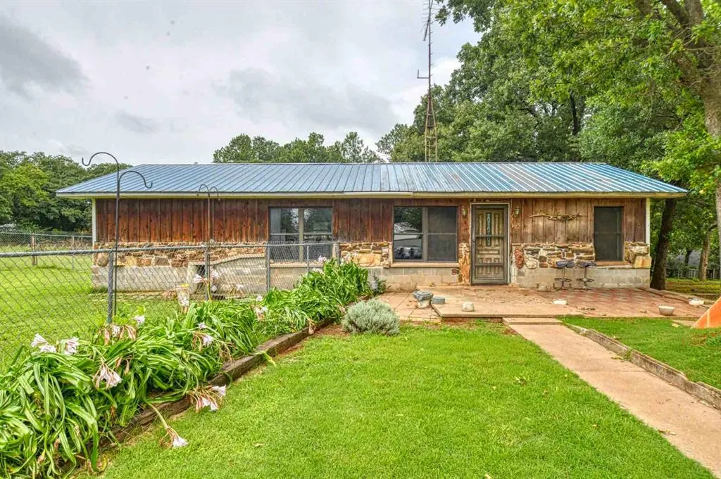 Front exterior — 412 Bumgarner Avenue, Norman, OK 73026