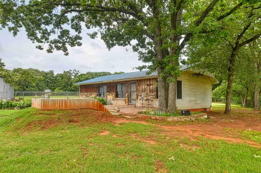 Photo 23 — 412 Bumgarner Avenue, Norman, OK 73026