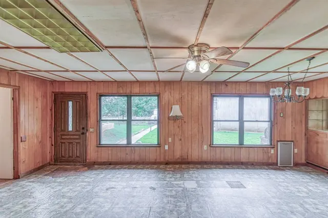 Photo 3 — 412 Bumgarner Avenue, Norman, OK 73026