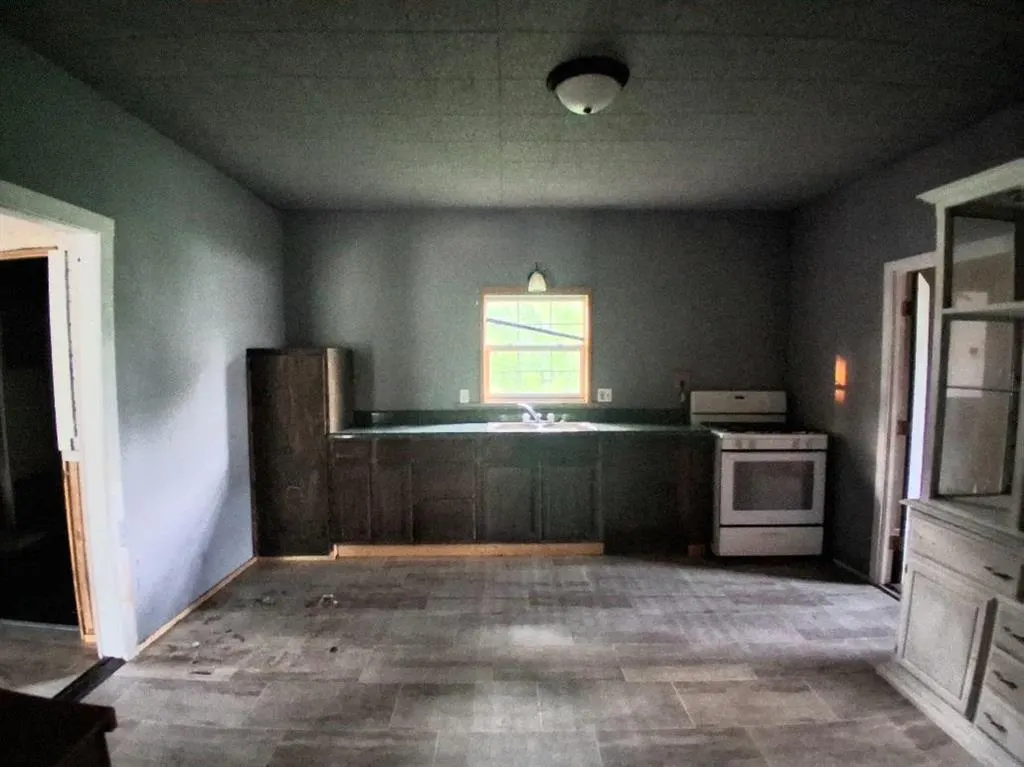 Photo 4 — 479 E Ripley Street, Byars, OK 74831