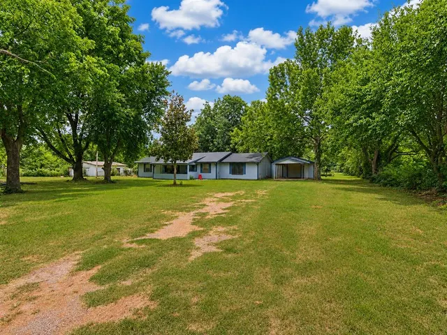 Front exterior — 7085 Ponderosa Lane, Blanchard, OK 73010