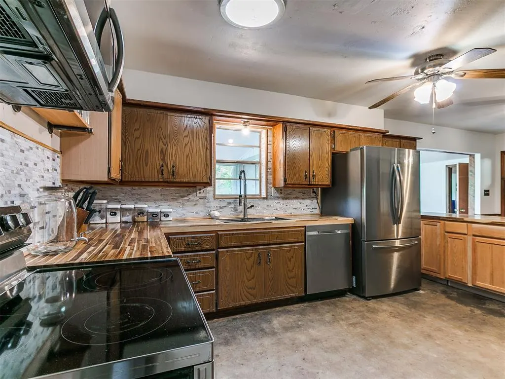 Photo 10 — 7085 Ponderosa Lane, Blanchard, OK 73010