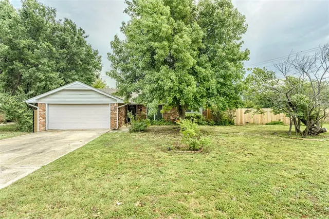 Photo 3 — 7505 Kathryn Way, Oklahoma City, OK 73162