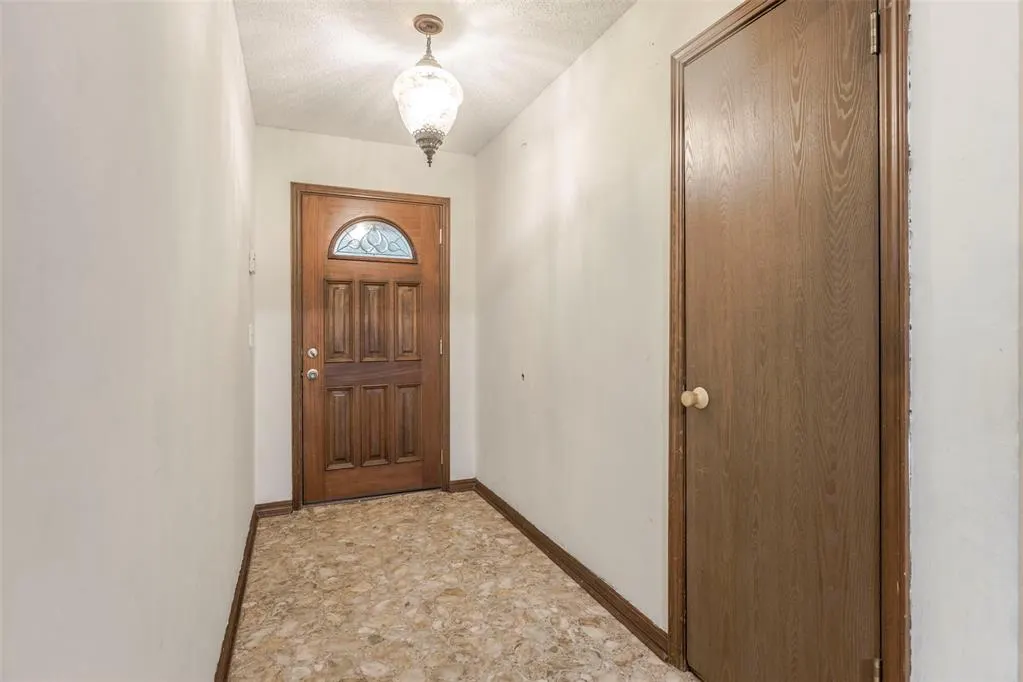 Photo 12 — 7505 Kathryn Way, Oklahoma City, OK 73162