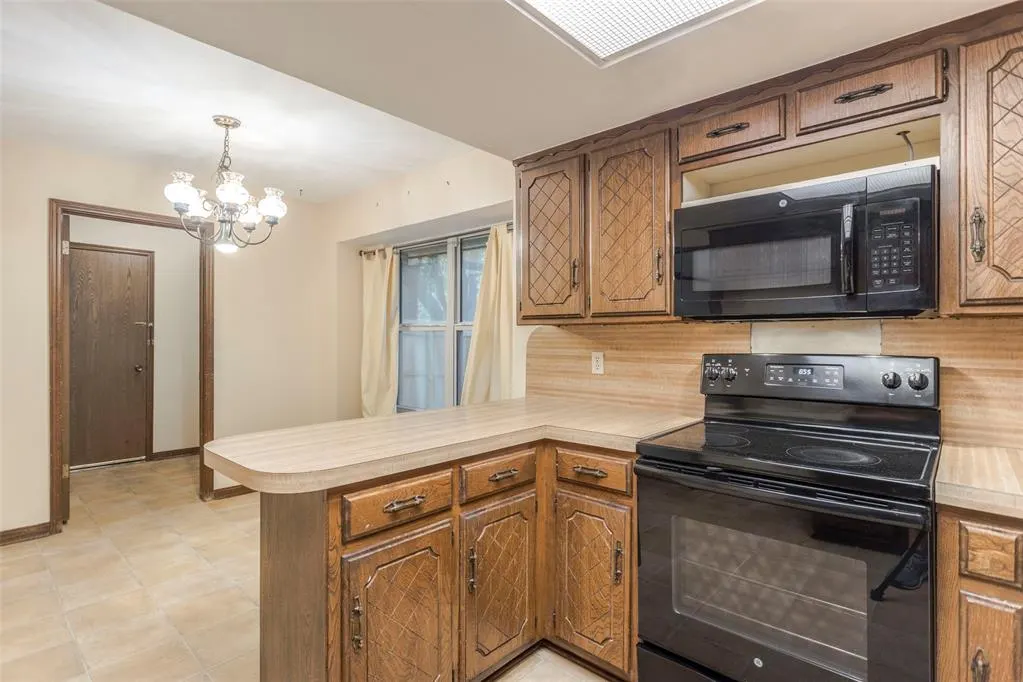 Photo 16 — 7505 Kathryn Way, Oklahoma City, OK 73162