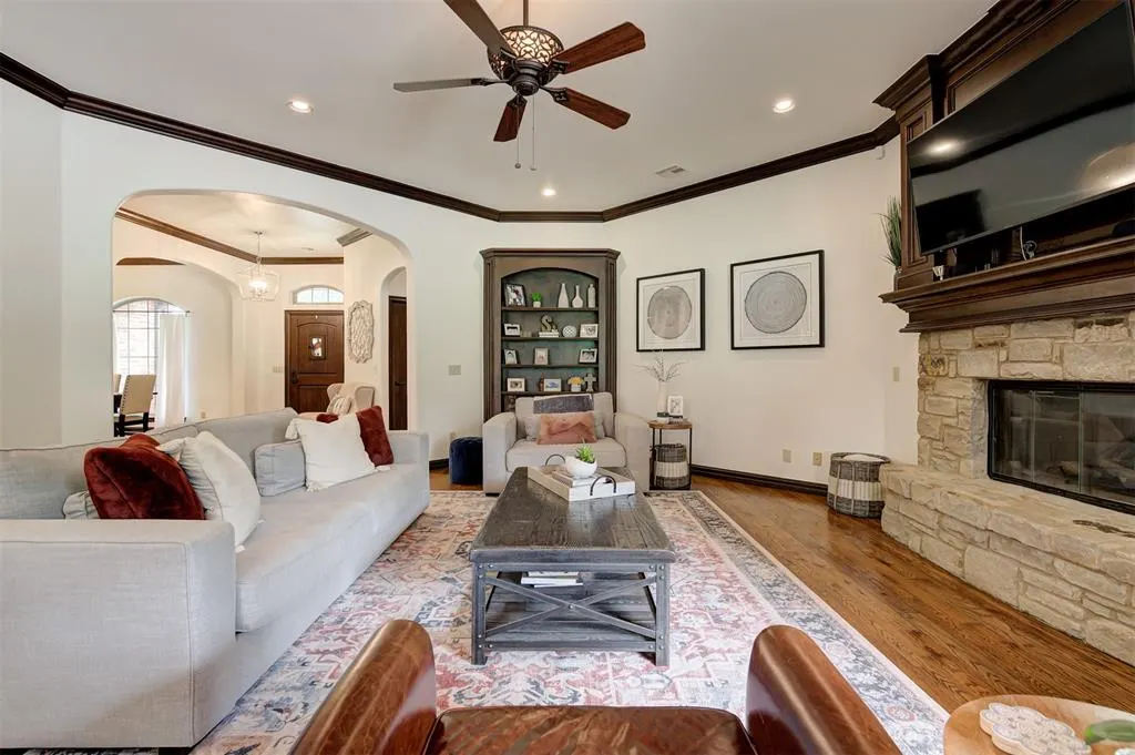 Photo 9 — 10301 Berrywood Drive, Oklahoma City, OK 73151