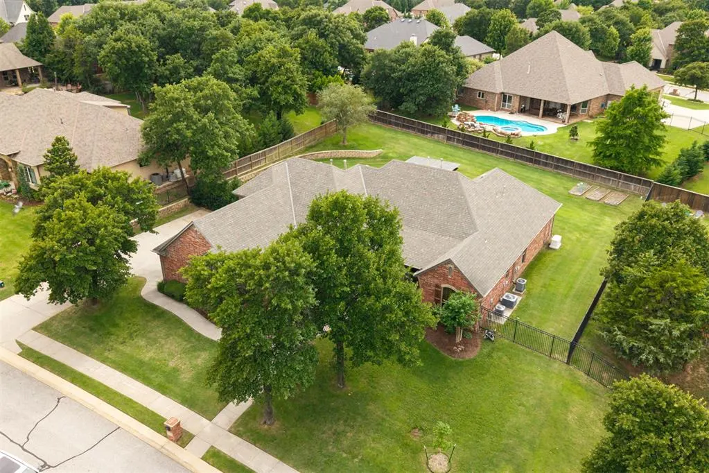 Photo 47 — 10301 Berrywood Drive, Oklahoma City, OK 73151