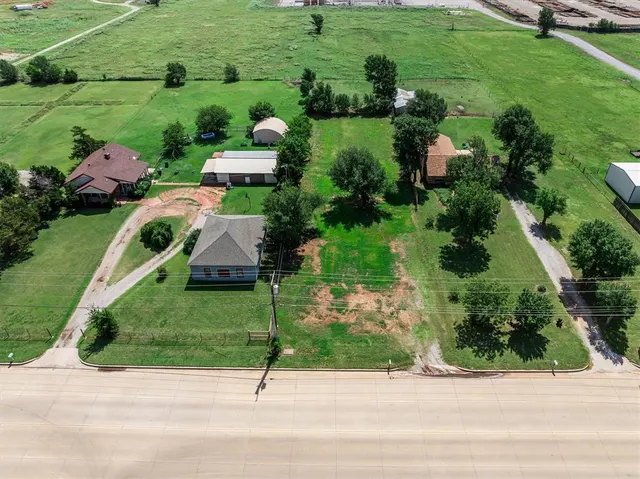 Photo 6 — 1803 S Shepard Avenue, El Reno, OK 73036