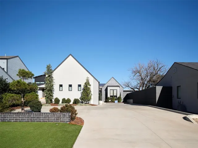 Photo 6 — 1147 NW 57th Street, Oklahoma City, OK 73118