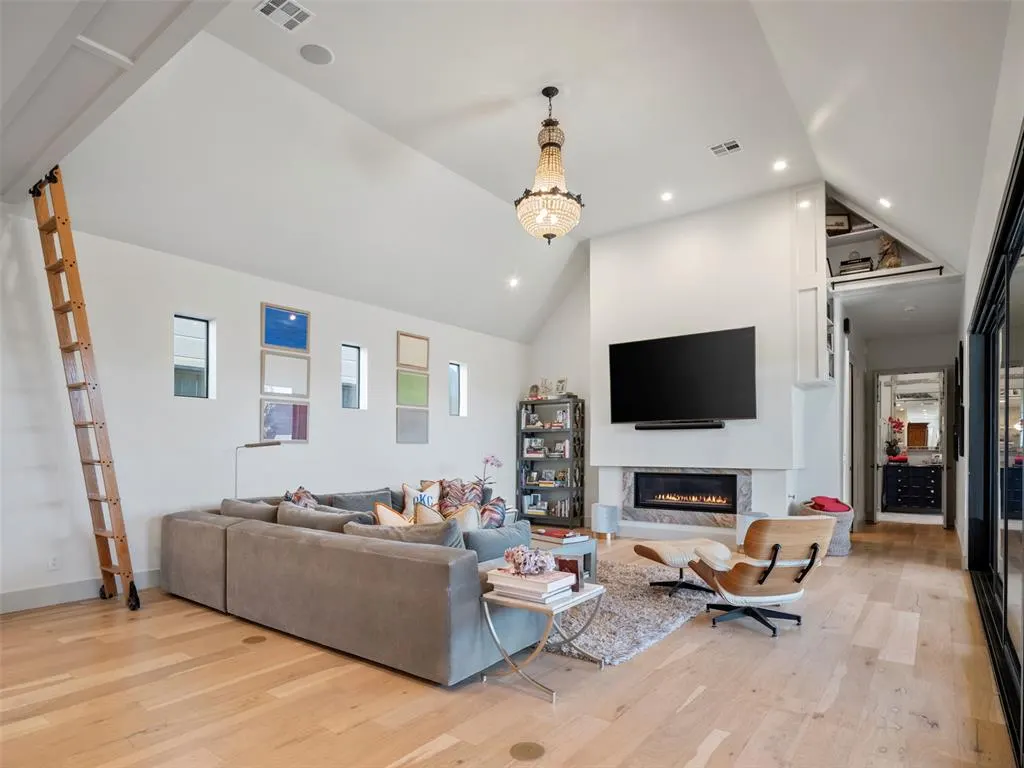 Photo 31 — 1147 NW 57th Street, Oklahoma City, OK 73118
