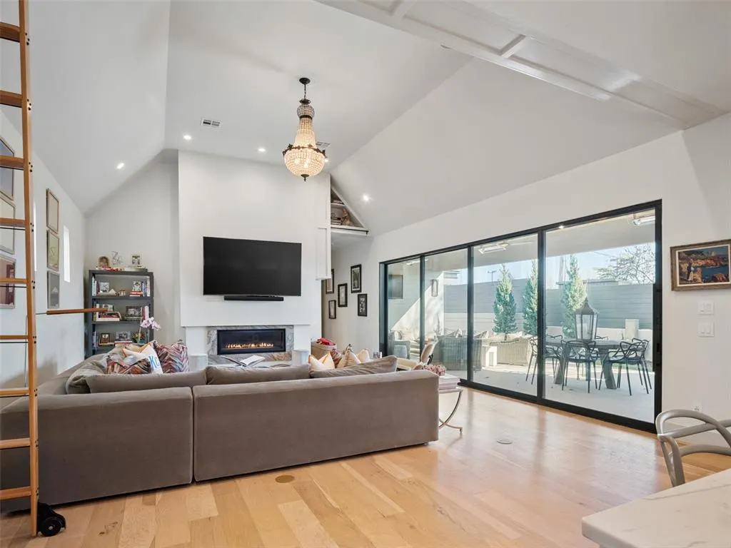 Photo 32 — 1147 NW 57th Street, Oklahoma City, OK 73118