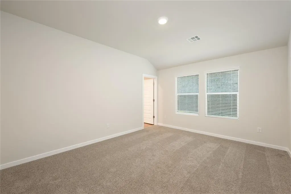 Photo 17 — 10300 NW 26th Street, Yukon, OK 73099