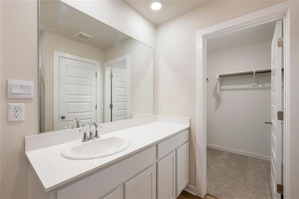 Photo 20 — 10300 NW 26th Street, Yukon, OK 73099