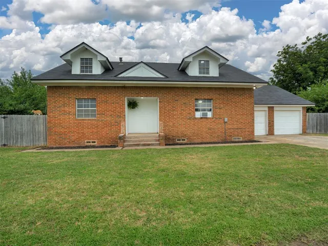 Photo 6 — 202 NW 34th Street, Newcastle, OK 73065