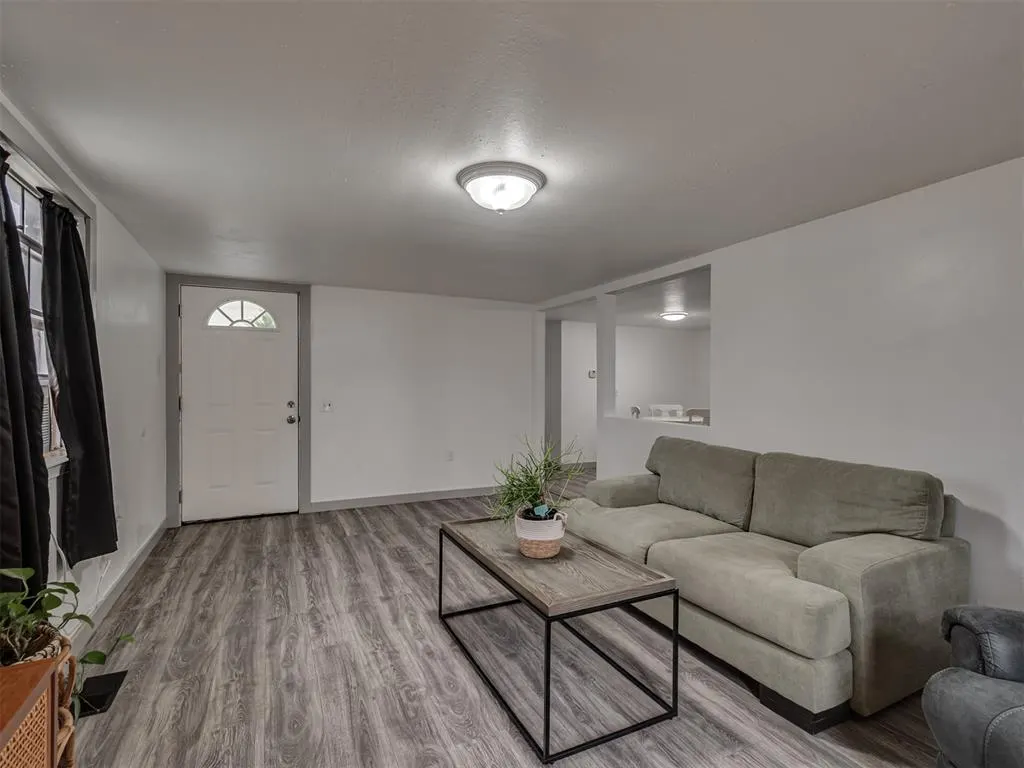 Photo 10 — 202 NW 34th Street, Newcastle, OK 73065