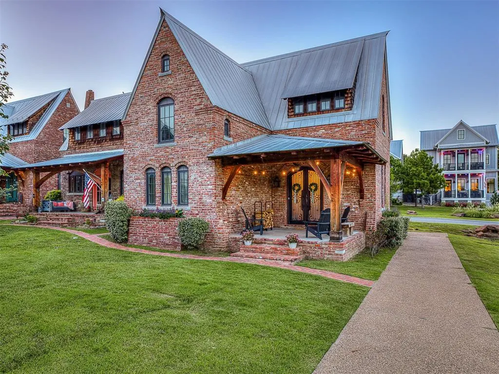 Front exterior — 43 Redbud Street D, Carlton Landing, OK 74432
