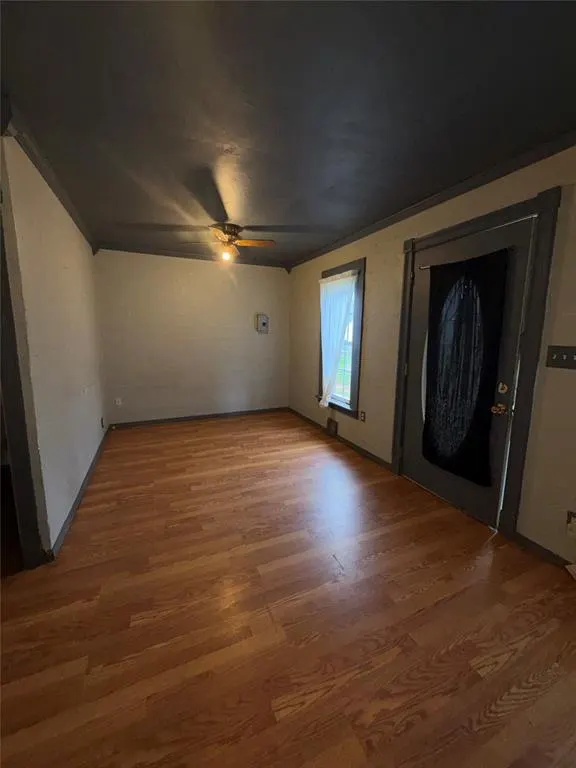 Photo 3 — 518 E 11th Street, Chandler, OK 74834