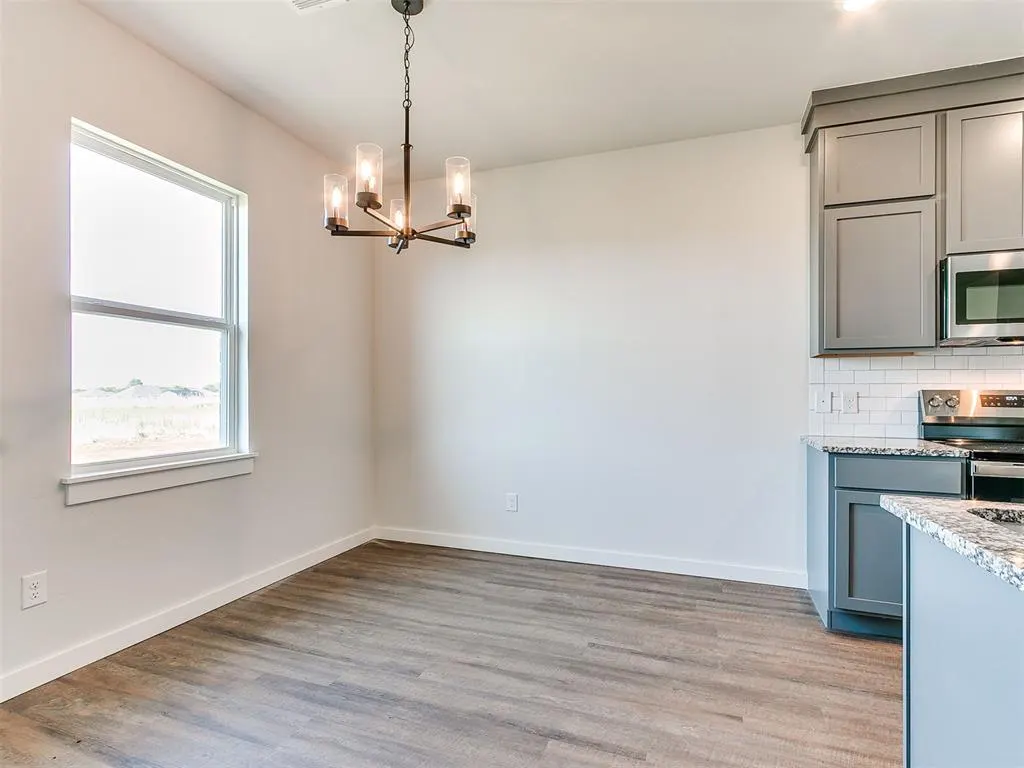 Photo 12 — 1713 Oak Way, Tuttle, OK 73089