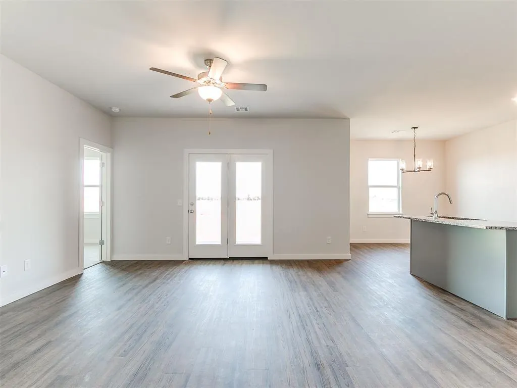 Photo 15 — 1713 Oak Way, Tuttle, OK 73089
