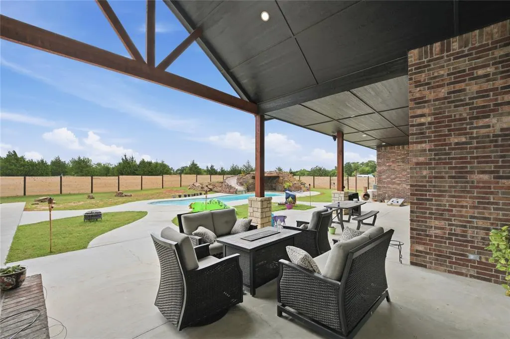 Photo 29 — 19213 W Walker Road, McLoud, OK 74851