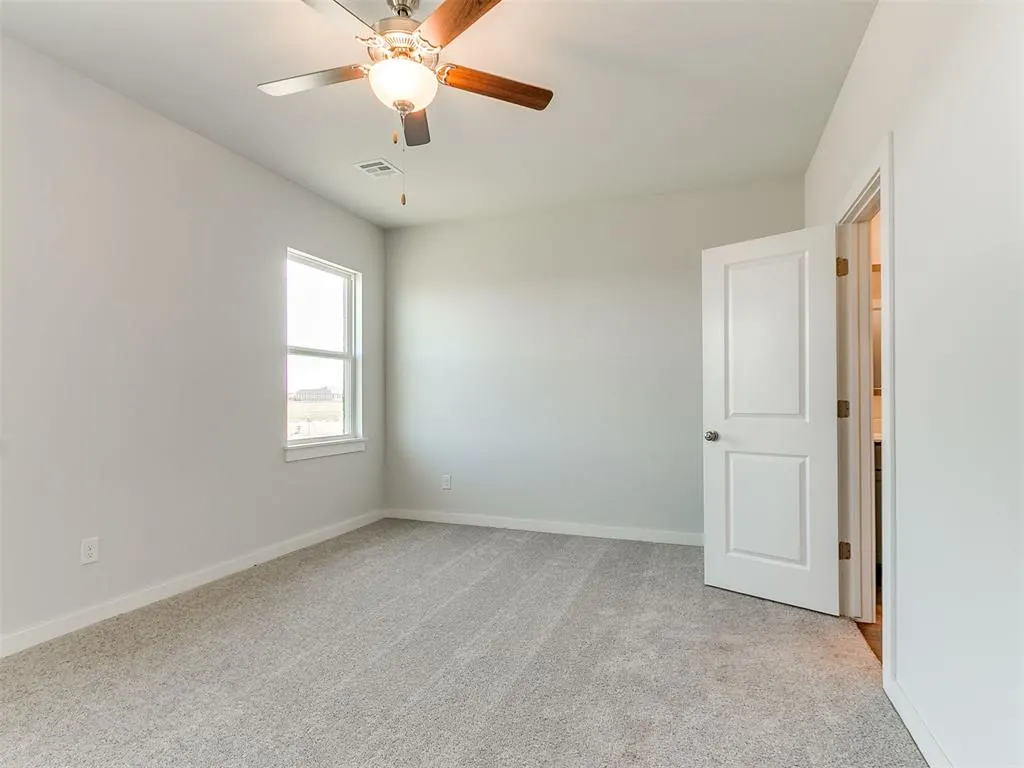 Photo 14 — 1714 Oak Way, Tuttle, OK 73089