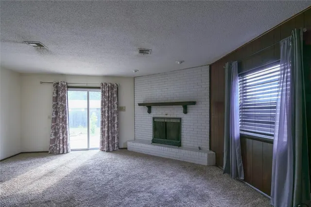 Photo 2 — 3005 N Shannon Avenue, Bethany, OK 73008