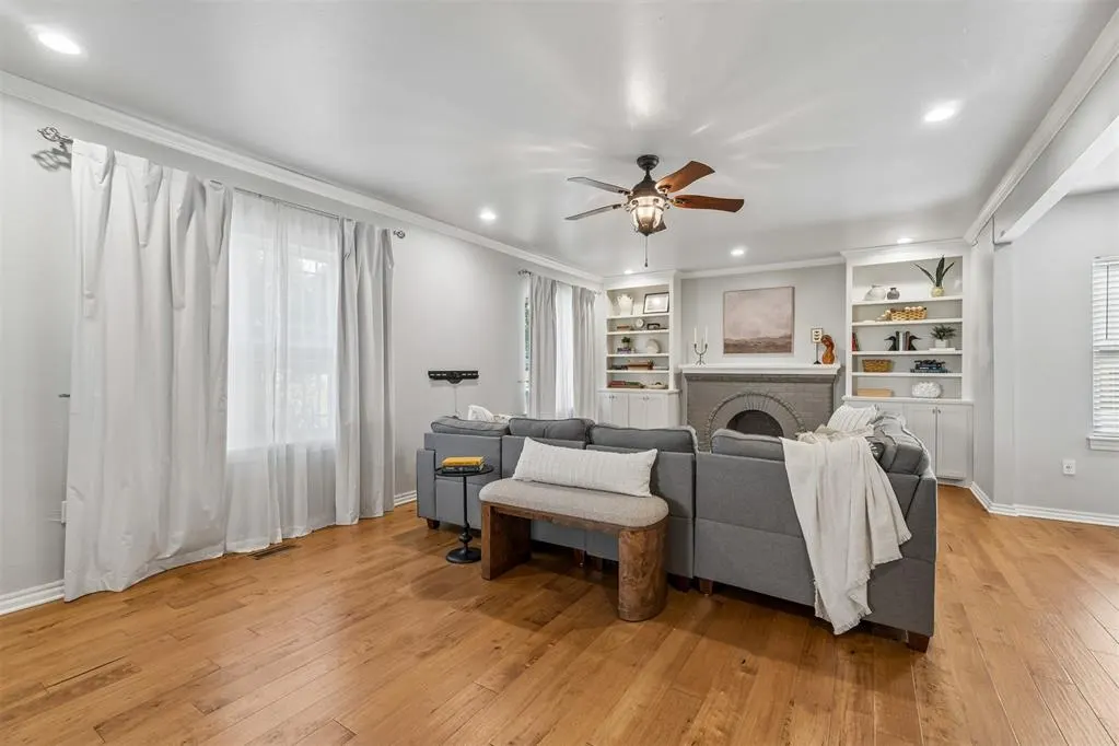 Photo 7 — 326 NE 16th Street, Oklahoma City, OK 73104