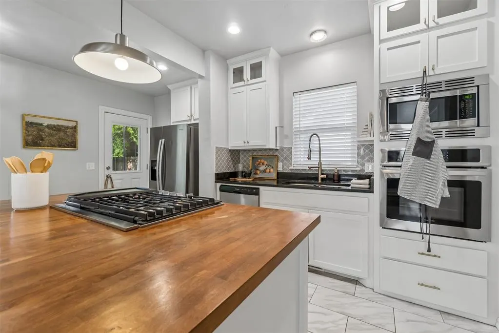Photo 16 — 326 NE 16th Street, Oklahoma City, OK 73104