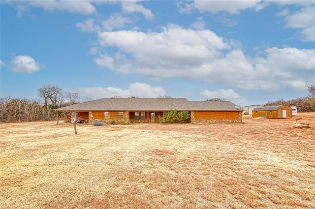 Photo 8 — 11221 N 1960 Circle, Elk City, OK 73644