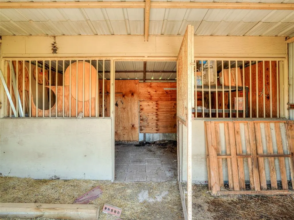 Photo 47 — 2701 60th NW Avenue, Norman, OK 73072