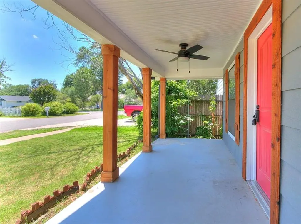 Photo 2 — 227 W Hayes Street, Norman, OK 73069