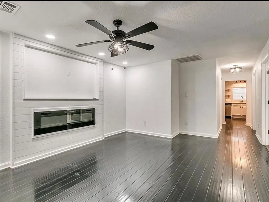 Photo 3 — 227 W Hayes Street, Norman, OK 73069