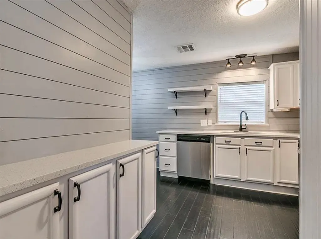 Photo 15 — 227 W Hayes Street, Norman, OK 73069
