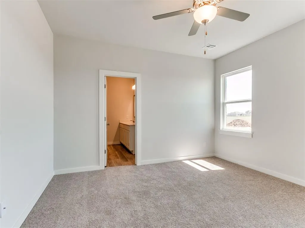 Photo 13 — 1716 Oak Way, Tuttle, OK 73089